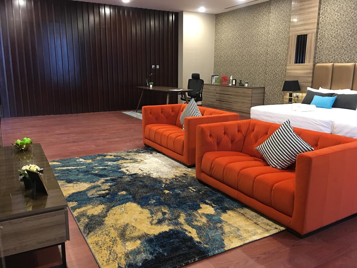 Jb City Paragon Serviced Apartment ยะโฮร์บาห์รู ภายนอก รูปภาพ